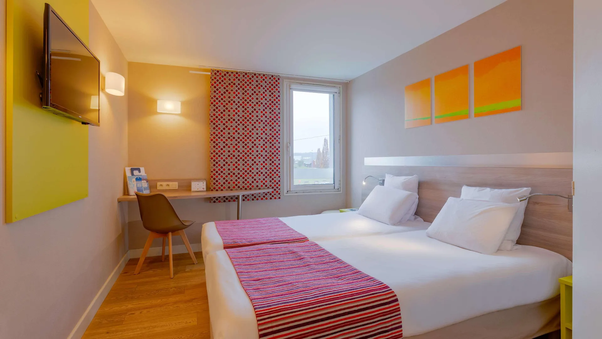 *** Hotel Kyriad Lyon Est - Saint Bonnet De Mure Francia