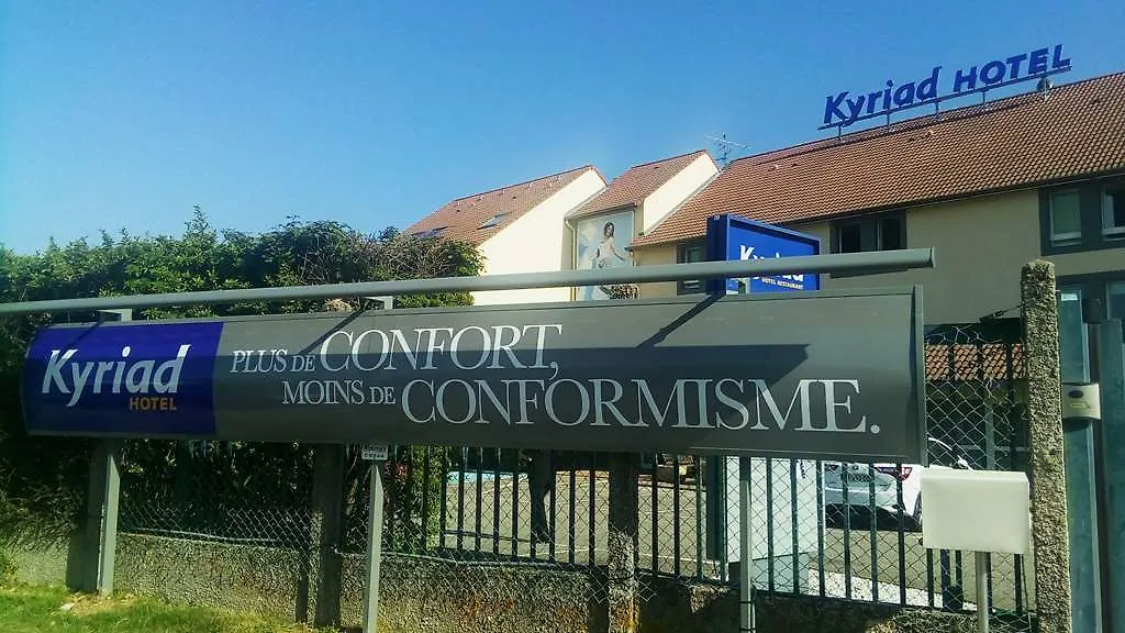 Kyriad Lyon Est - Saint Bonnet De Mure